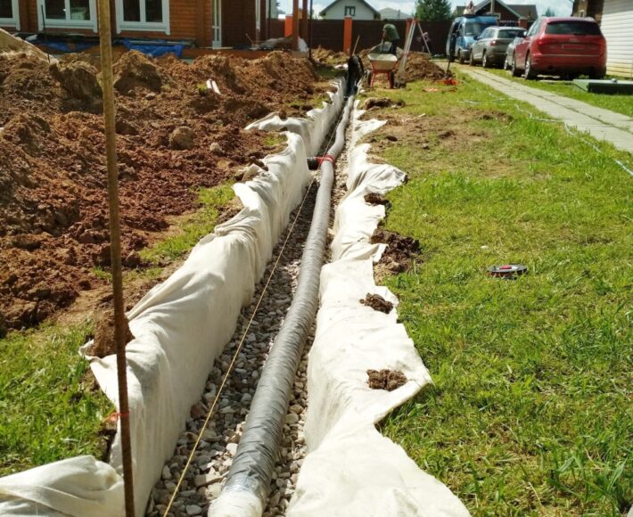 Монтаж дренажных систем участка
